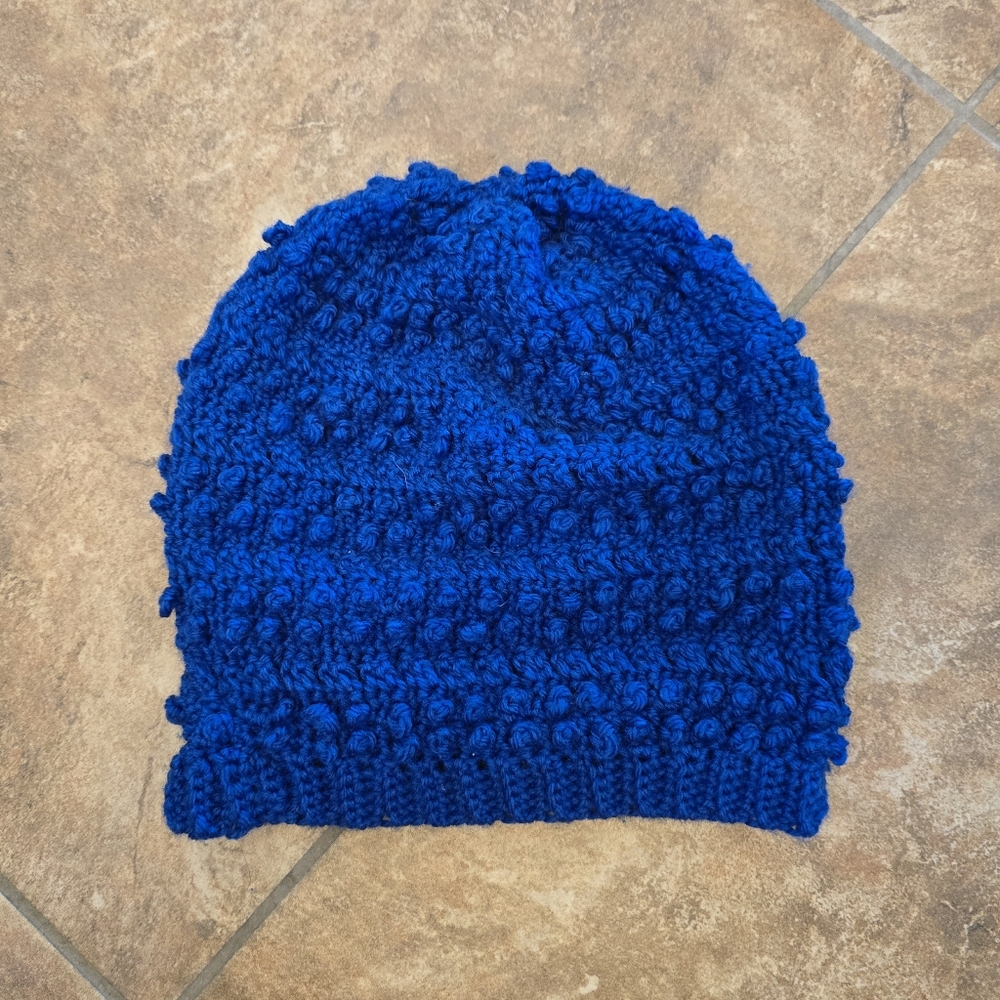 Blue Detailed Bold Knit Beanie